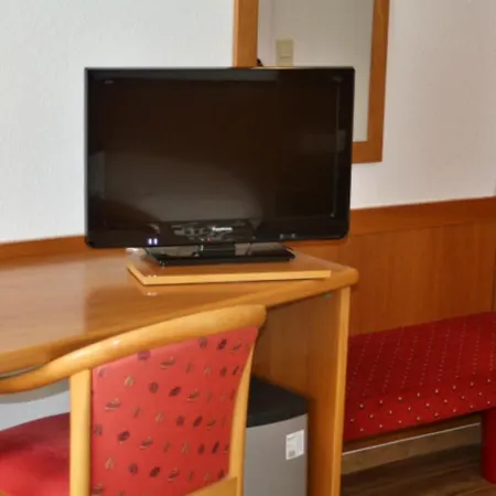 City Pension 4*
